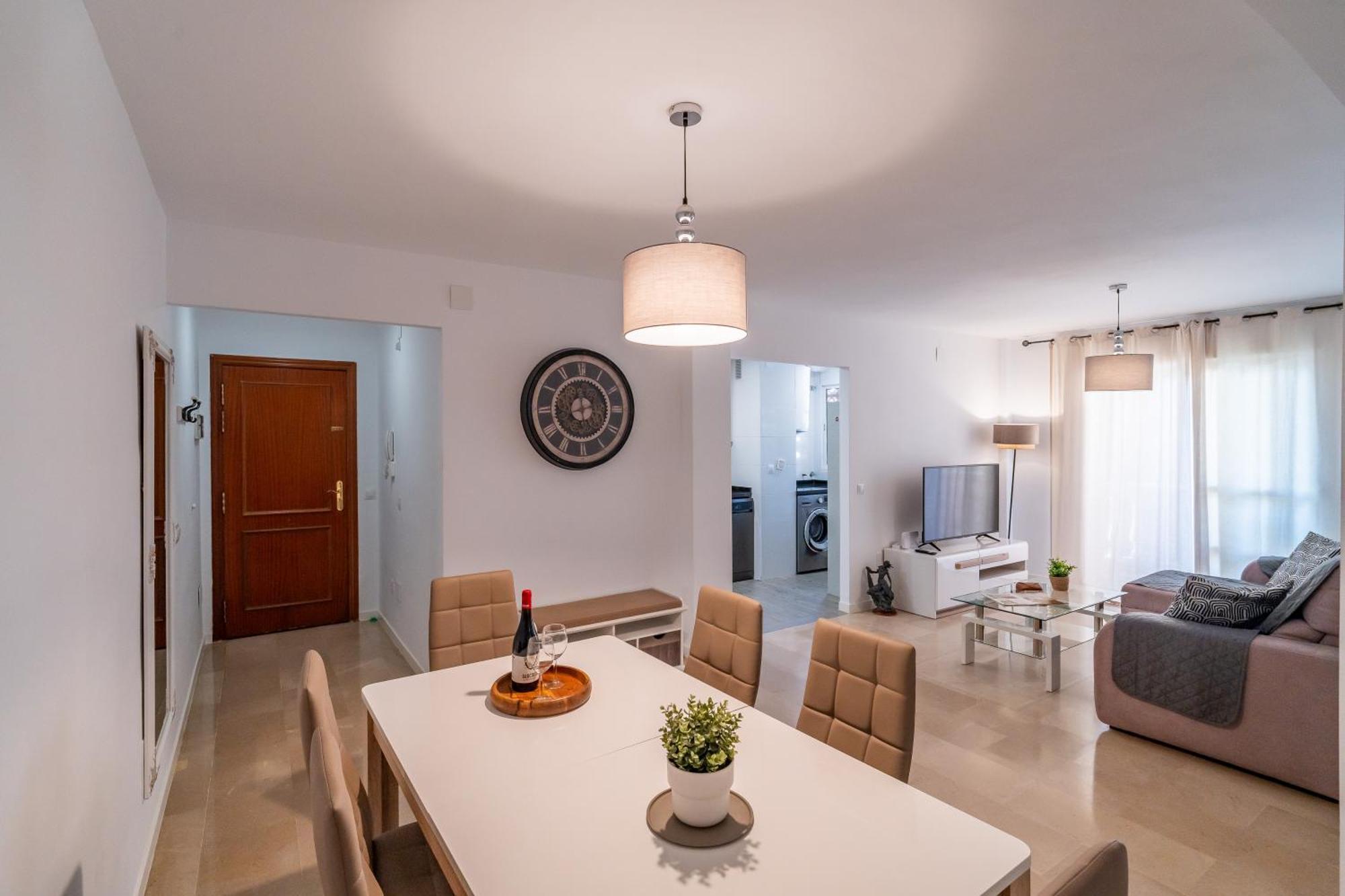 Casa Playa Guadalmar, Beautiful In Front Of The Sea, Wifi, Ac, Smart Tv, Private Parking